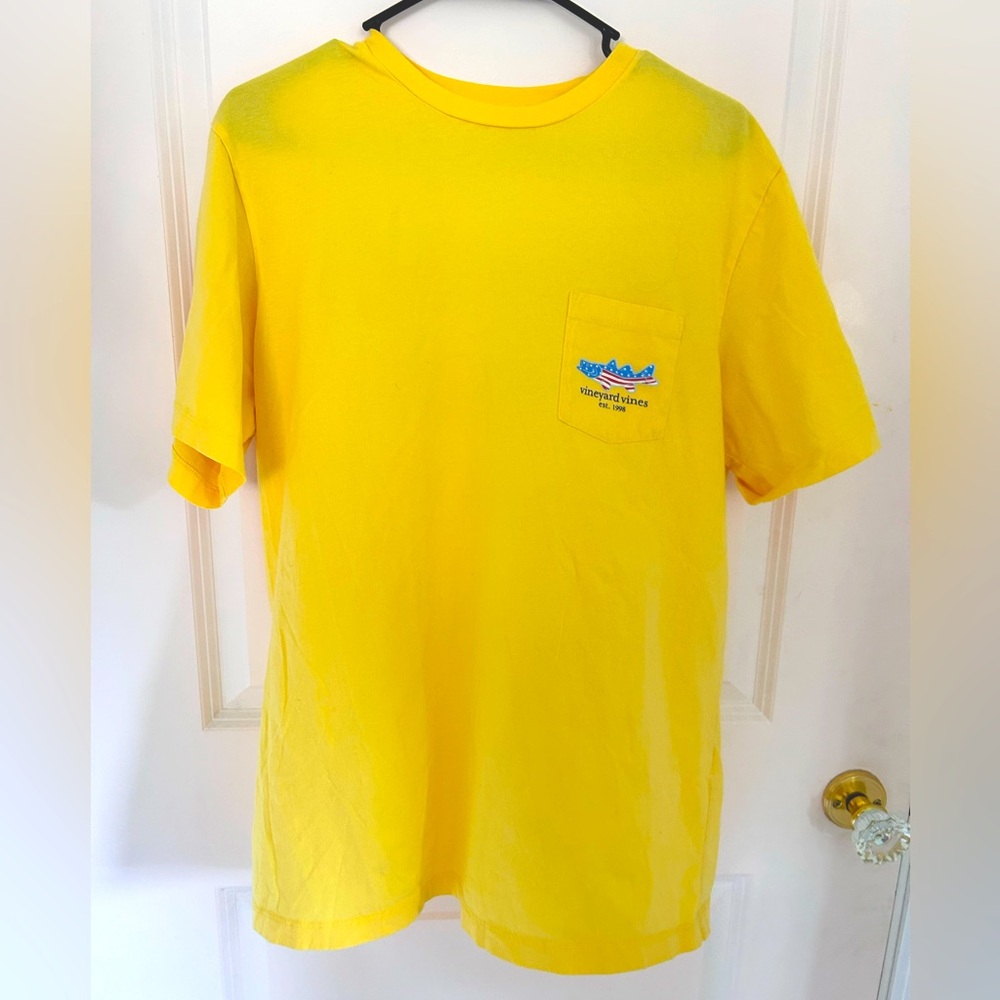 Vineyard Vines T-shirt Flag Fish Large